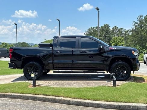 Used 2025 Chevrolet Silverado 1500 RST w/ Convenience Package II AWD/4WD image 8