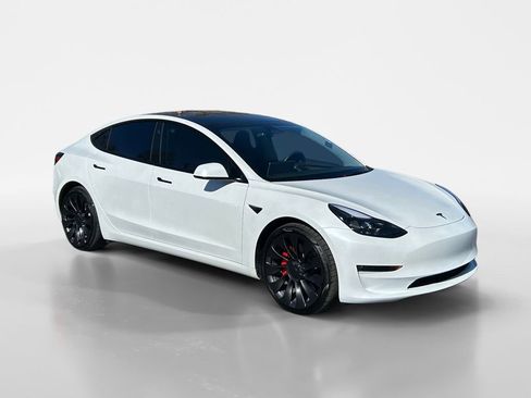 Used 2023 Tesla Model 3 Performance image 8