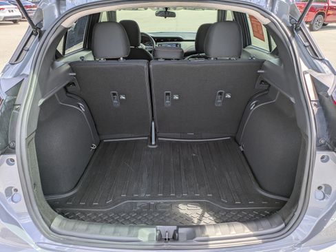 Certified 2021 Nissan Kicks SR FWD image 13