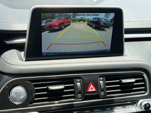 Used 2021 Genesis G70 2.0T AWD/4WD image 10