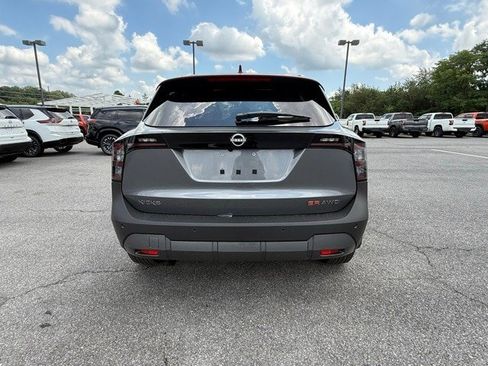 New 2025 Nissan Kicks SR w/ SR Premium Package image 6