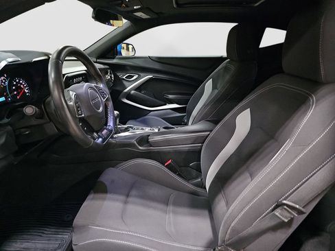 Used 2018 Chevrolet Camaro SS image 16