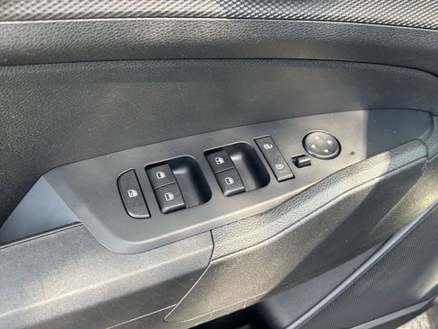 Used 2025 Kia Sportage LX FWD image 18