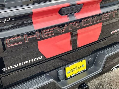 Used 2025 Chevrolet Silverado 1500 RST AWD/4WD image 30