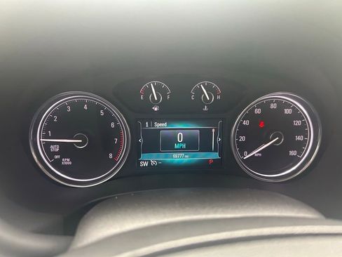 Used 2018 Buick Enclave Premium w/ Experience Buick Package image 23