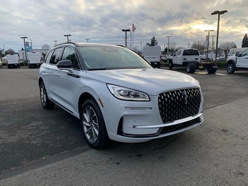 New 2025 Lincoln Corsair Grand Touring w/ Equipment Group 301A image 9