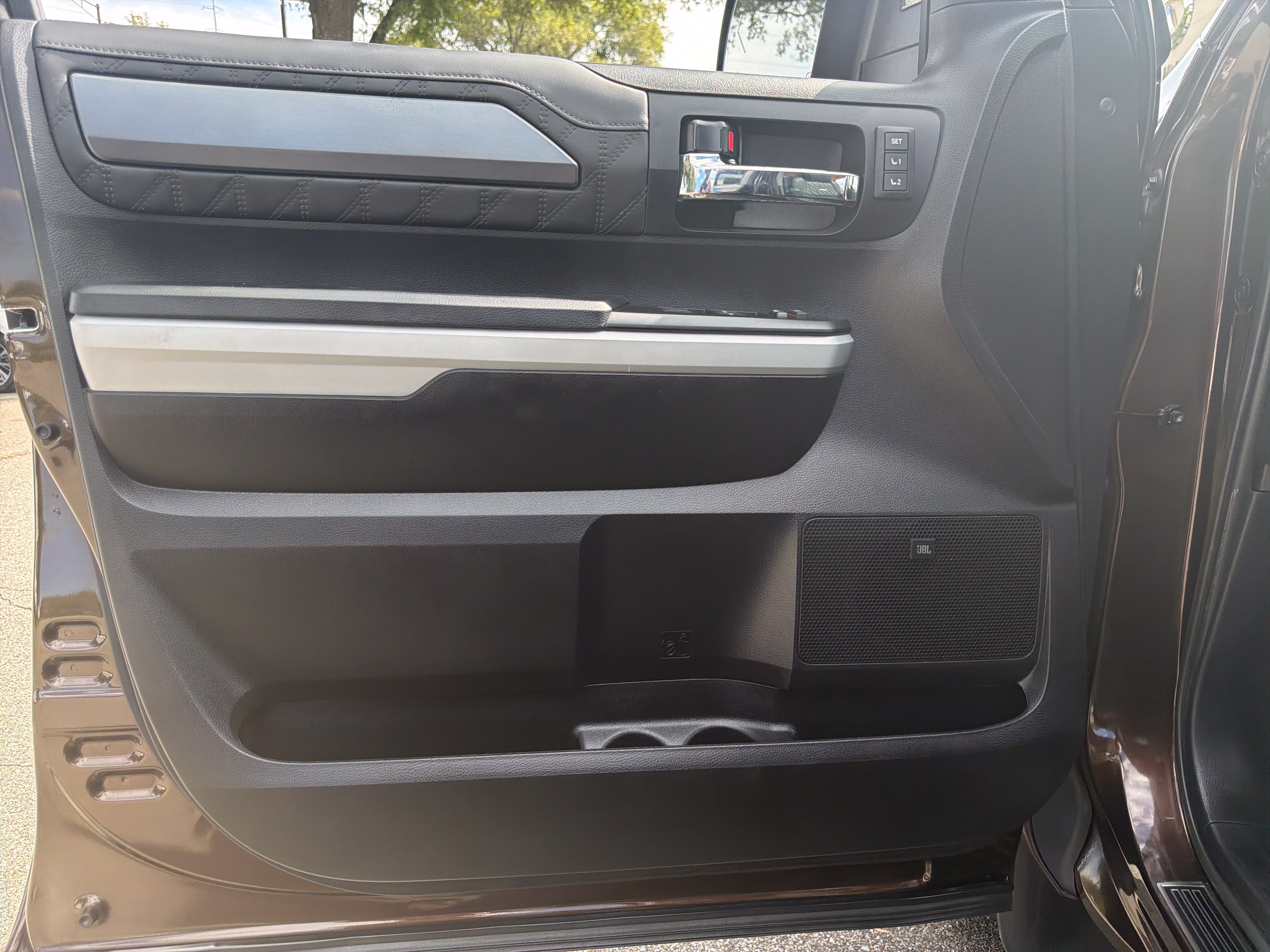 Used 2021 Toyota Tundra Platinum RWD image 28