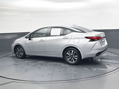 Used 2025 Nissan Versa SV w/ Trunk Package image 7