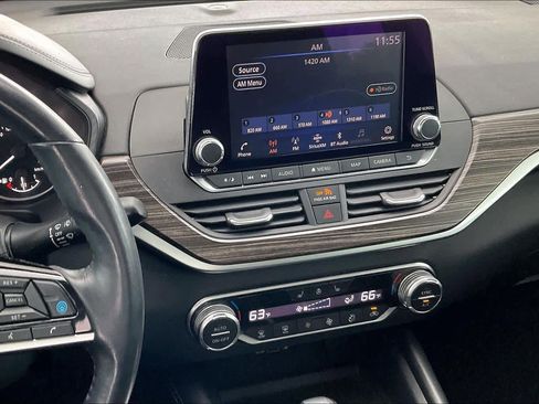 Used 2019 Nissan Altima 2.5 SL FWD image 7