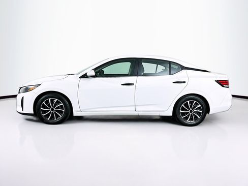 Used 2025 Nissan Sentra S FWD image 4