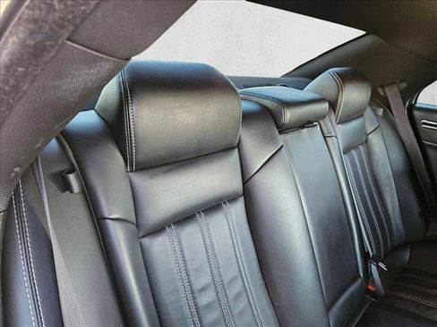 Used 2021 Chrysler 300 S image 20