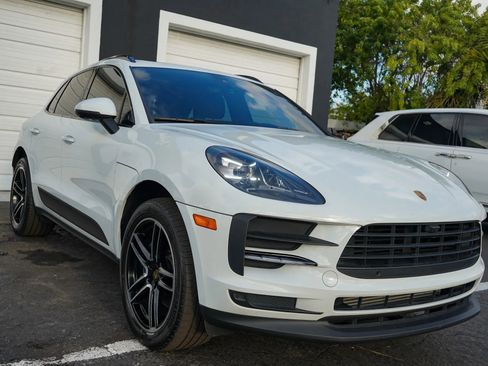 Used 2021 Porsche Macan image 9