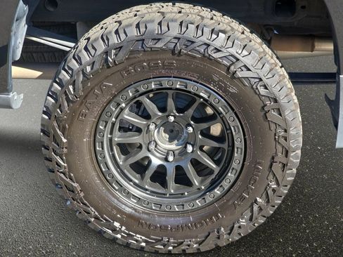 Used 2020 Chevrolet Silverado 1500 Custom Trail Boss w/ Custom Convenience Package AWD/4WD image 34