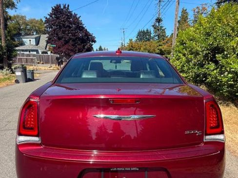 Used 2020 Chrysler 300 S RWD image 23