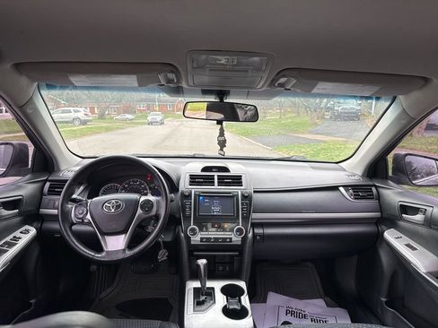 Used 2012 Toyota Camry SE image 25