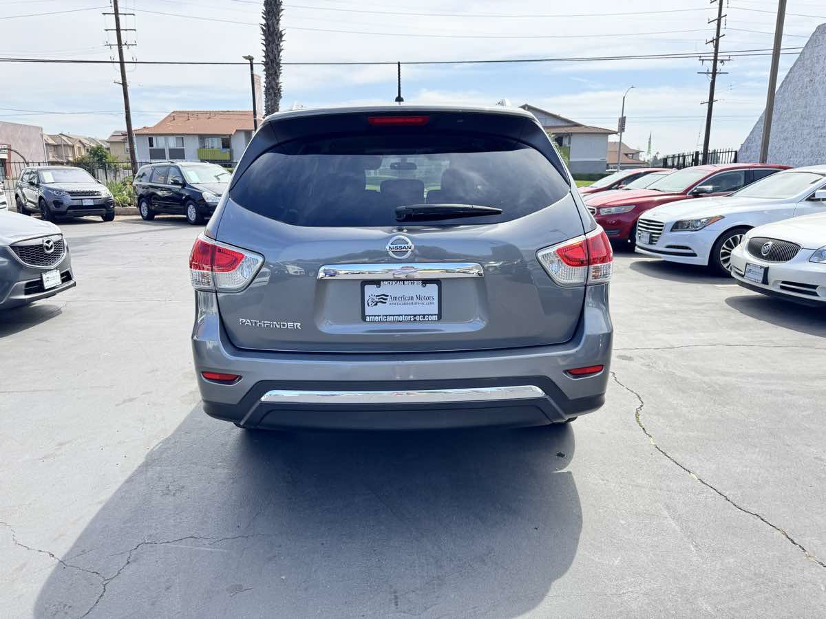 Used 2016 Nissan Pathfinder S FWD image 3