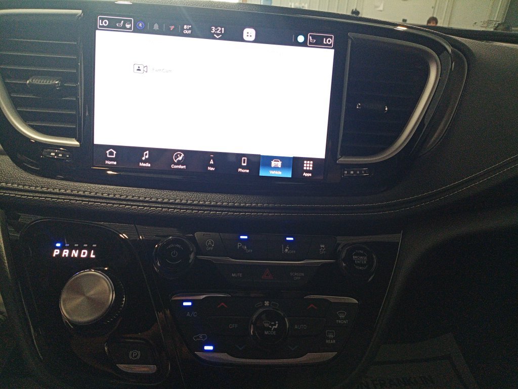 New 2027 Chrysler Pacifica Select w/ Family Tech Group FWD image 19