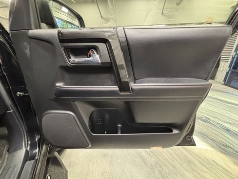 Used 2019 Toyota 4Runner TRD Off-Road Premium image 44