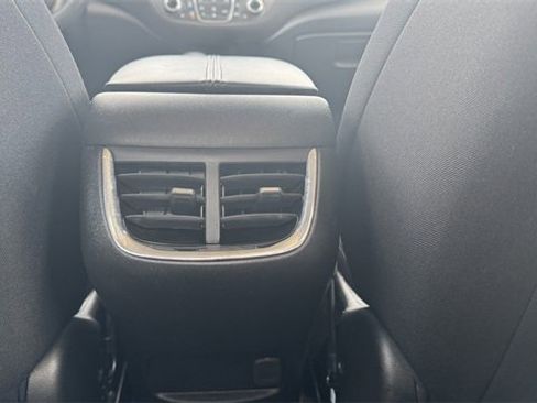 Used 2024 Chevrolet Malibu LT image 13