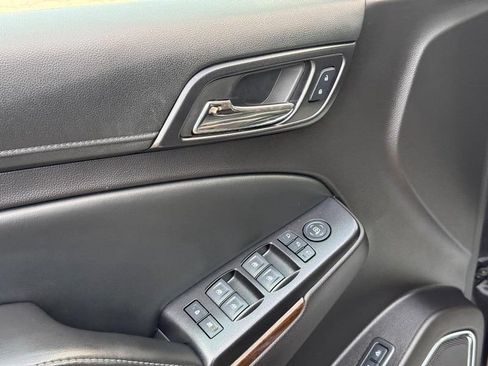 Used 2016 Chevrolet Suburban LT AWD/4WD image 19