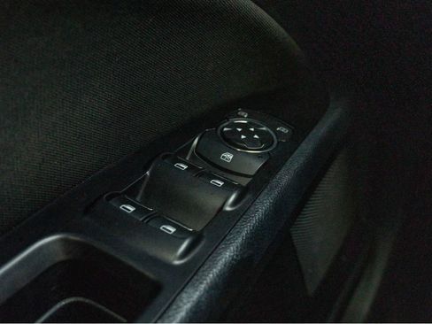 Used 2017 Ford Fusion SE w/ Equipment Group 201A FWD image 32