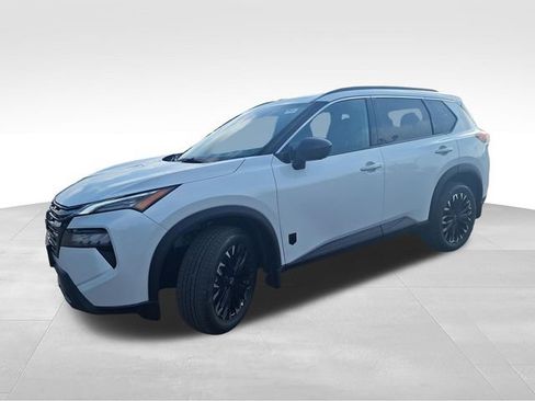 Certified 2026 Nissan Rogue Dark Armor AWD/4WD image 4