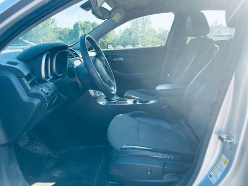 Used 2015 Chevrolet Malibu LT FWD image 11