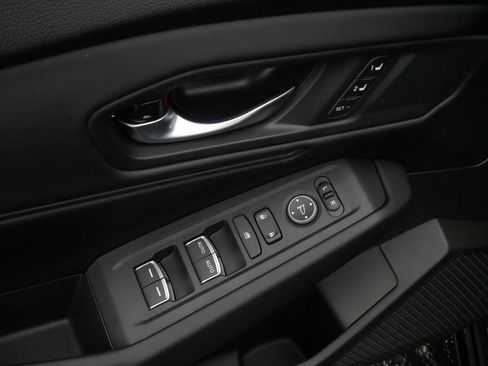 Certified 2025 Honda Accord EX-L image 19