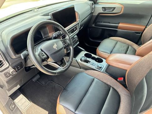 Used 2025 Ford Bronco Sport Outer Banks w/ Outer Banks Tech Package+ AWD/4WD image 11