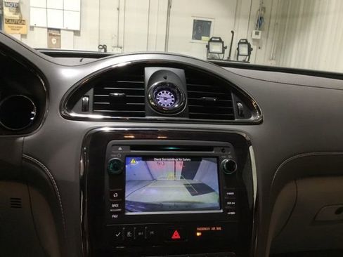 Used 2016 Buick Enclave Convenience image 31