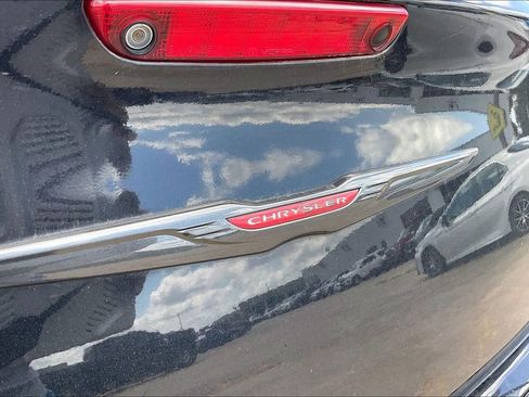 Used 2021 Chrysler 300 S RWD image 27