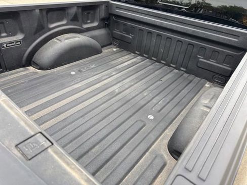 Used 2022 Ford F150 Lariat AWD/4WD image 10