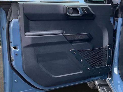 Used 2025 Ford Bronco Big Bend w/ Black Appearance Package image 28