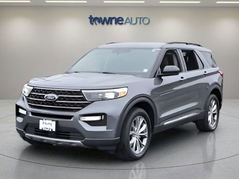 Used 2023 Ford Explorer XLT w/ Equipment Group 202A image 1