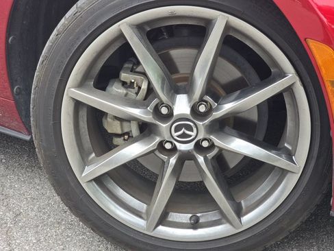 Used 2022 MAZDA MX-5 Miata Grand Touring RWD image 8