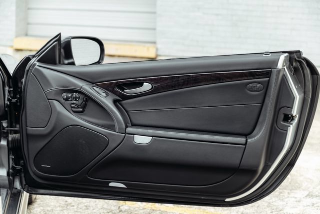 Used 2011 Mercedes-Benz SL 550 image 67