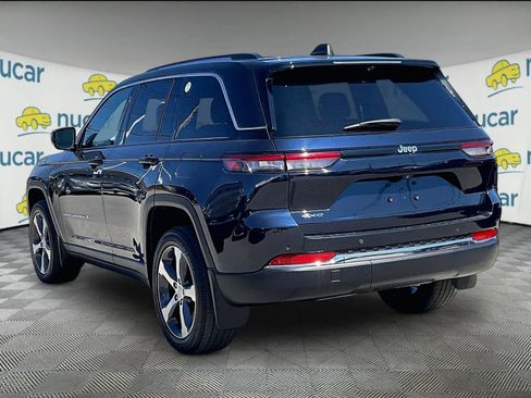 Used 2023 Jeep Grand Cherokee 4WD 4xe w/ Luxury Tech Group II image 4