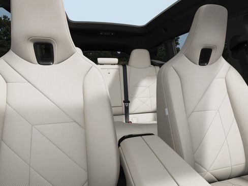 New 2026 BMW iX xDrive60 AWD/4WD image 11