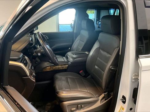 Used 2017 GMC Yukon Denali w/ Open Road Package RWD image 7