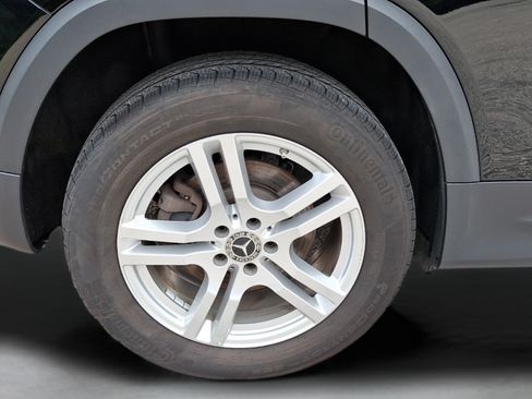 Used 2023 Mercedes-Benz GLB 250 4MATIC image 27