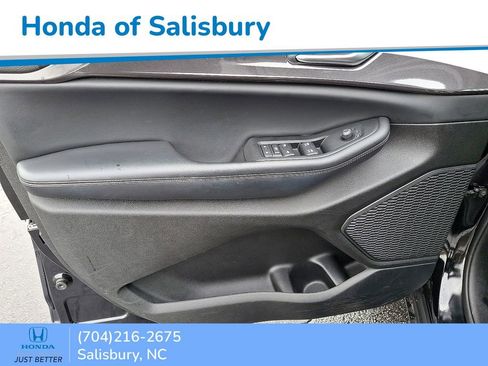 Used 2023 Jeep Grand Cherokee Laredo w/ Luxury Tech Group I image 9