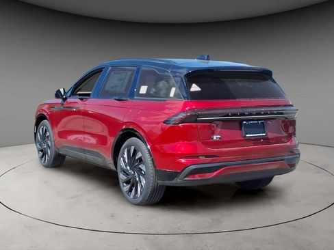 New 2026 Lincoln Nautilus Reserve w/ Jet Appearance Package AWD/4WD image 3
