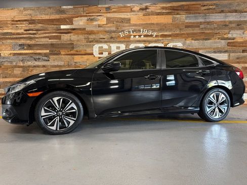 Used 2018 Honda Civic EX-L image 16
