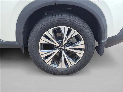 Used 2021 Nissan Rogue SV FWD image 13