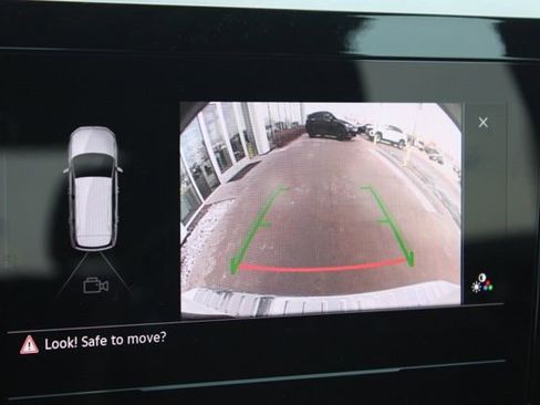 New 2026 Volkswagen Taos S image 23