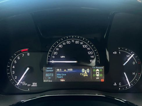 Used 2017 Cadillac XT5 Luxury w/ Driver Awareness Package FWD image 11