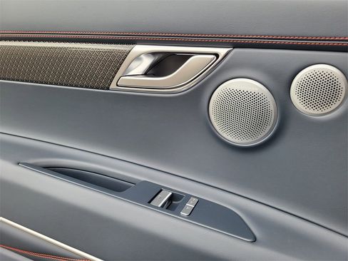 New 2026 Genesis GV80 3.5T e-SC image 10