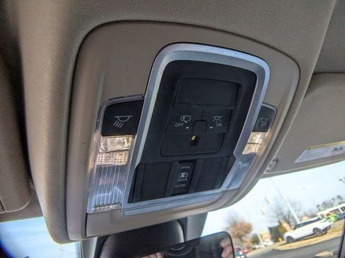 Used 2021 RAM 1500 Laramie image 18