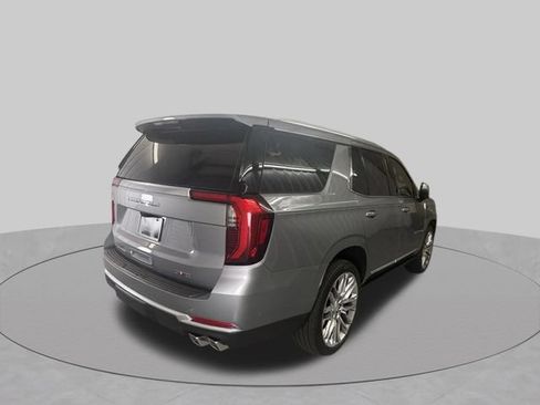 Used 2026 GMC Yukon Denali w/ Denali Reserve Package AWD/4WD image 5