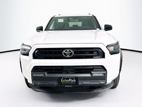 Used 2025 Toyota 4Runner SR5 image 2